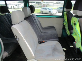 Volkswagen Transporter 2,5 TDi 8 Míst Tažné 2001