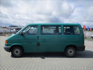 Volkswagen Transporter 2,5 TDi 8 Míst Tažné 2001