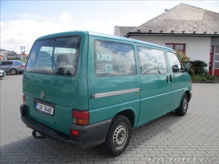 Volkswagen Transporter 2,5 TDi 8 Míst Tažné 2001