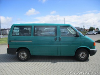 Volkswagen Transporter 2,5 TDi 8 Míst Tažné 2001
