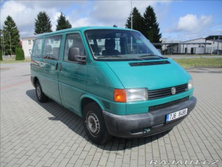 Volkswagen Transporter 2,5 TDi 8 Míst Tažné 2001