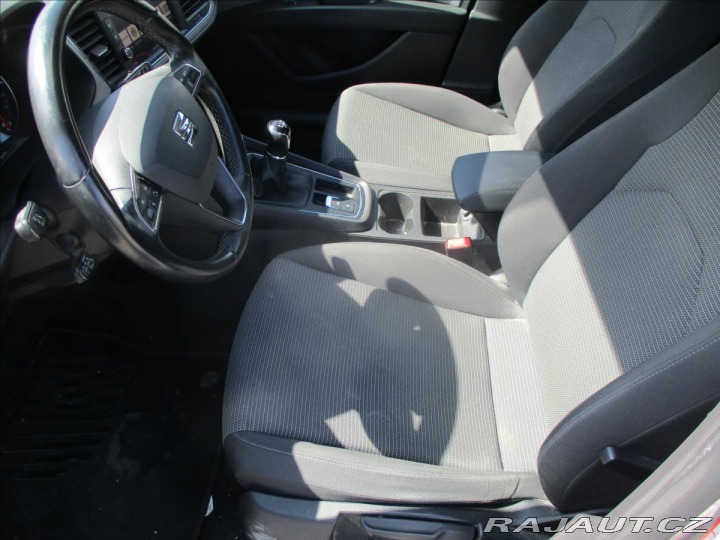 Seat Leon 1,6 TDI 85kw GPS LED RADA 2019