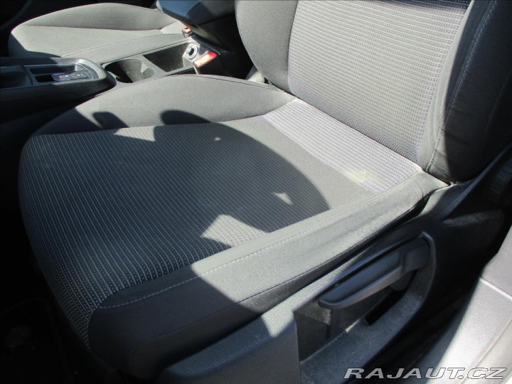 Seat Leon 1,6 TDI 85kw GPS LED RADA 2019