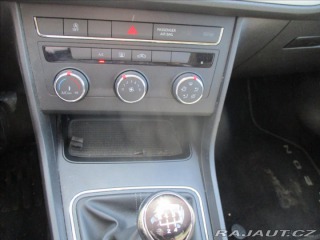 Seat Leon 1,6 TDI 85kw GPS LED RADA 2019