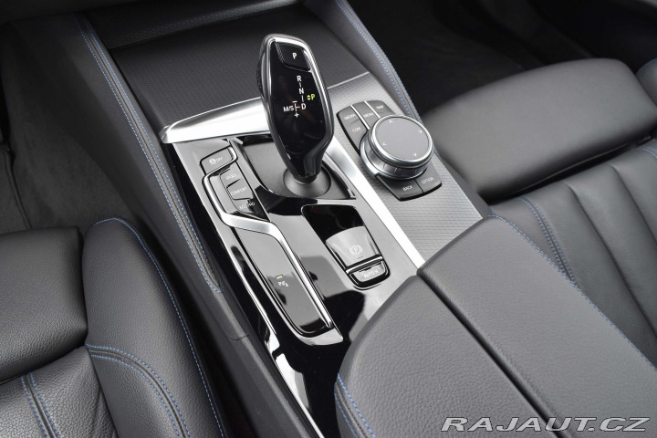 BMW 5 530d xD ///M*ZÁRUKA*TAŽNÉ 2023