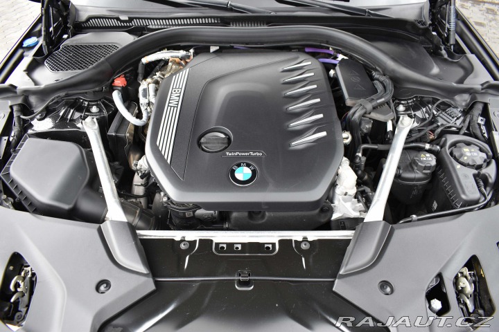 BMW 5 530d xD ///M*ZÁRUKA*TAŽNÉ 2023