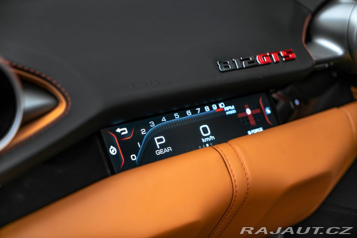 Ferrari 812 GTS 2023