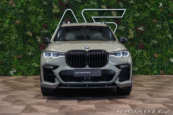 BMW X7 M50i*6-MÍST*NEZ.TOP*ZÁRUK 2021