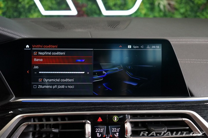 BMW X7 M50i*6-MÍST*NEZ.TOP*ZÁRUK 2021