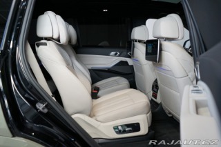 BMW X7 M50i*6-MÍST*NEZ.TOP*ZÁRUK 2021