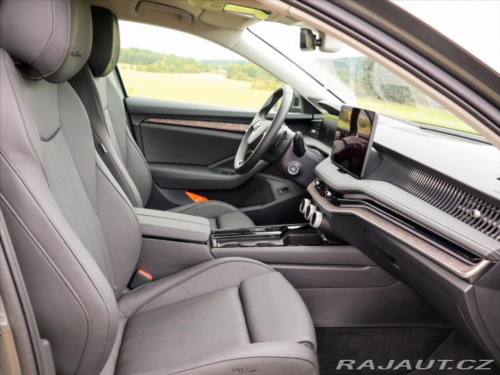 Škoda Superb 2,0 TDI DSG Laurin&Kl 2024