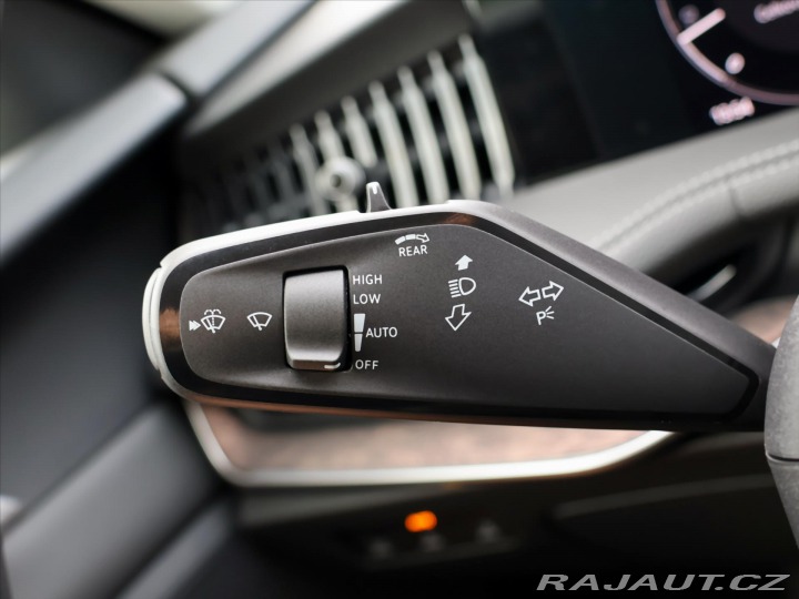 Škoda Superb 2,0 TDI DSG Laurin&Kl 2024