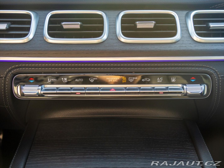 Mercedes-Benz GLS 2,9 400D 243kW AMG line D 2024