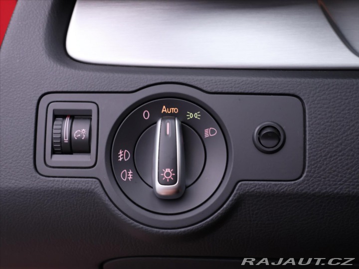 Volkswagen Passat 2,0 TDI 125kW DSG Higline 2012