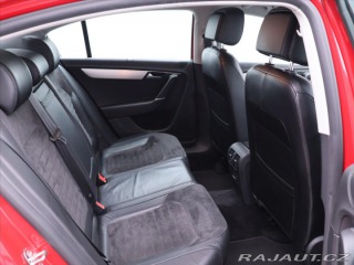 Volkswagen Passat 2,0 TDI 125kW DSG Higline 2012