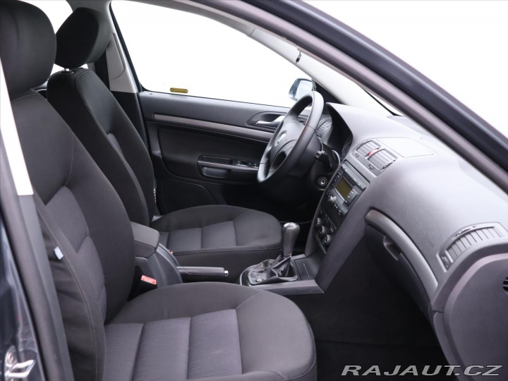 Škoda Octavia 1,6 FSI 85kW Elegance CZ 2007