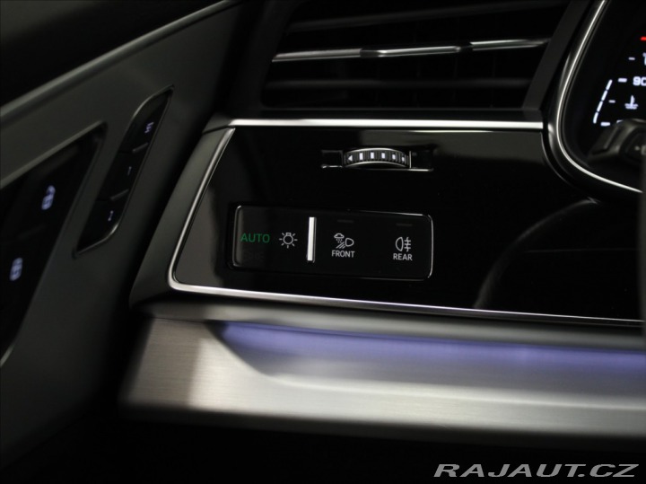 Audi Q7 3,0 50TDi S-Line VZDUCH T 2022