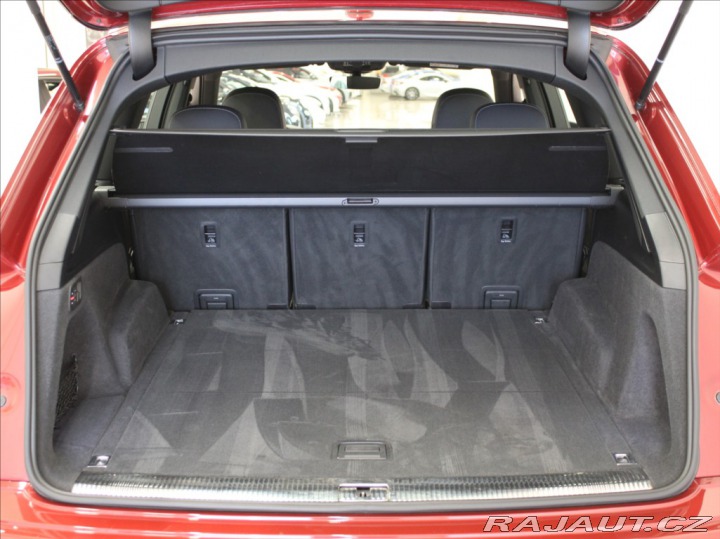 Audi Q7 3,0 50TDi S-Line VZDUCH T 2022