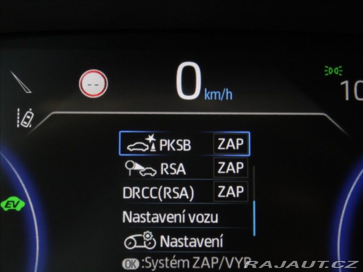 Toyota RAV4 2,5 Hybrid Executive ČR 2022