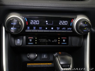 Toyota RAV4 2,5 Hybrid Executive ČR 2022
