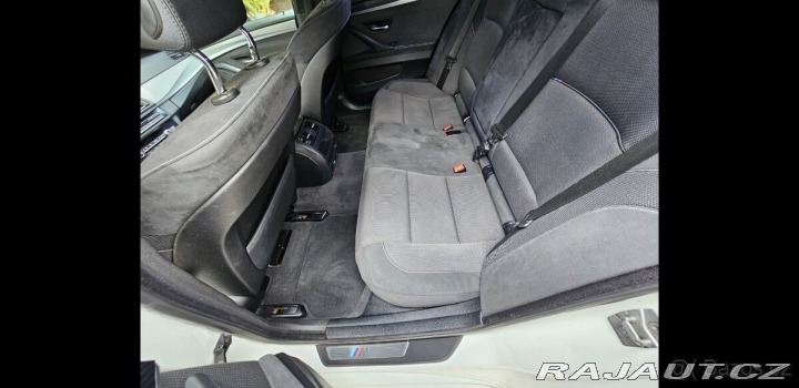 BMW 5 3,0 530xd 2011