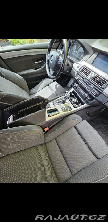 BMW 5 3,0 530xd 2011
