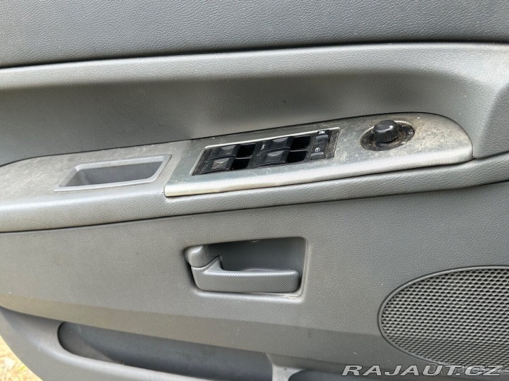 Jeep Grand Cherokee 3,7   Laredo wk 2004