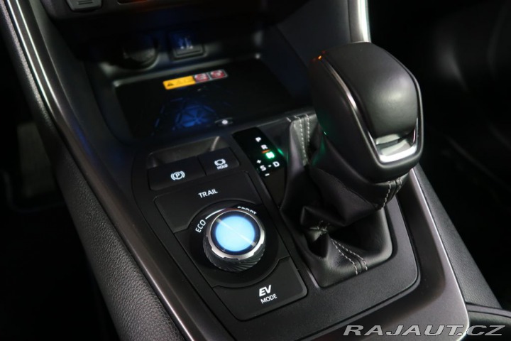 Toyota RAV4 2.5Hybrid,CZ,1Maj,GR Spor 2024
