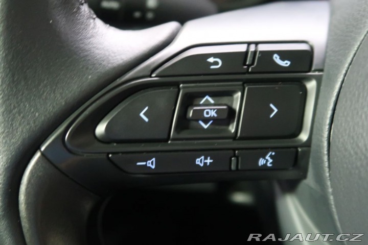 Toyota Yaris Cross 1.5Hybrid,CZ,1Maj,Comfort 2024