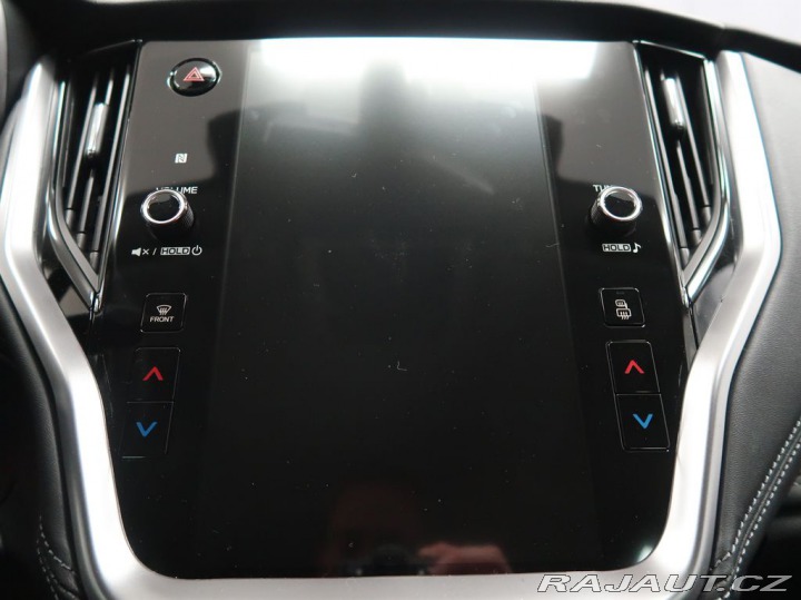 Subaru Outback 4x4 TOURING. Poslední voz 2025