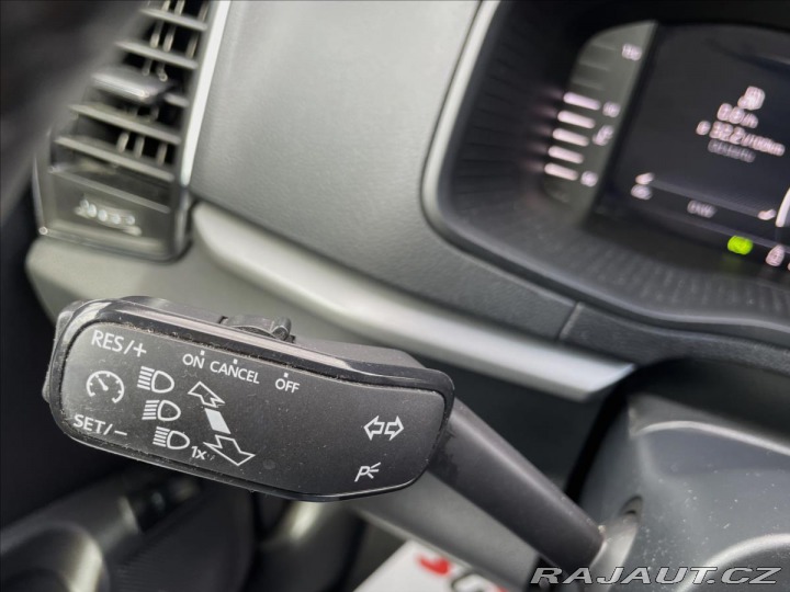Škoda Karoq 2,0 TDi DSG LED*Virtuál*R 2021