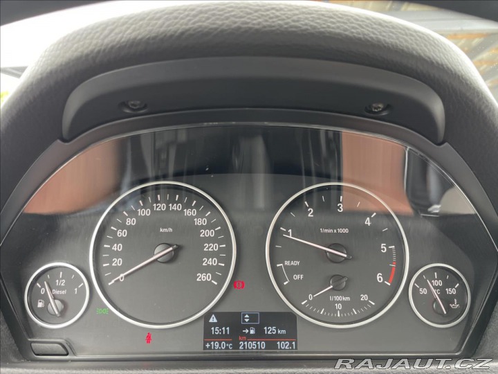 BMW 3 2.0 318dT Kůže*Vyhř.Sport 2015