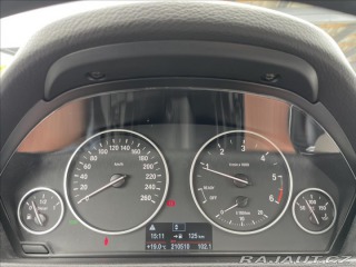 BMW 3 2.0 318dT Kůže*Vyhř.Sport 2015