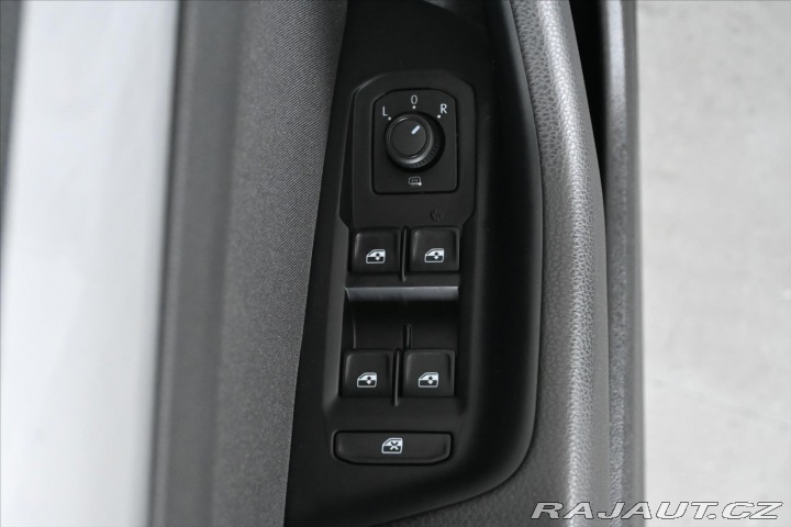 Volkswagen Passat 2,0 TDI 110kW DSG BUSINES 2022