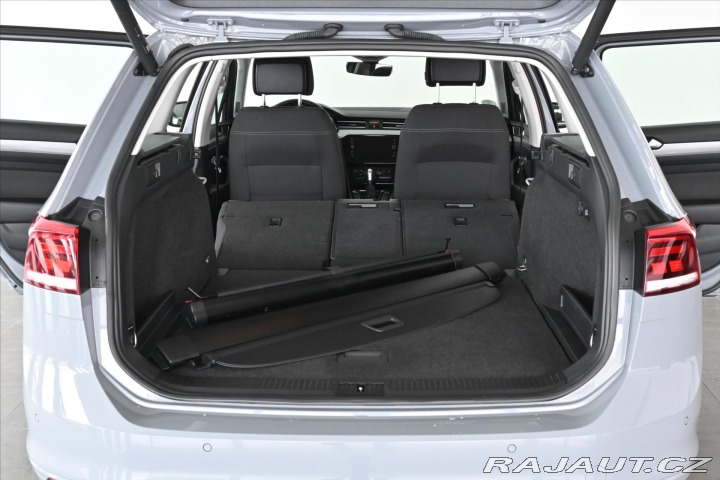 Volkswagen Passat 2,0 TDI 110kW DSG BUSINES 2022