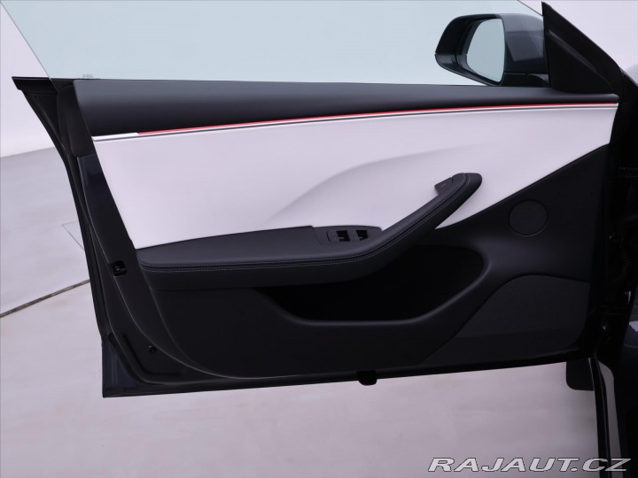 Tesla Model 3 366 kW Dual Motor Long Ra 2024