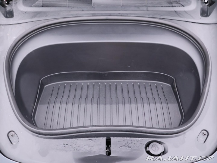 Tesla Model 3 366 kW Dual Motor Long Ra 2024