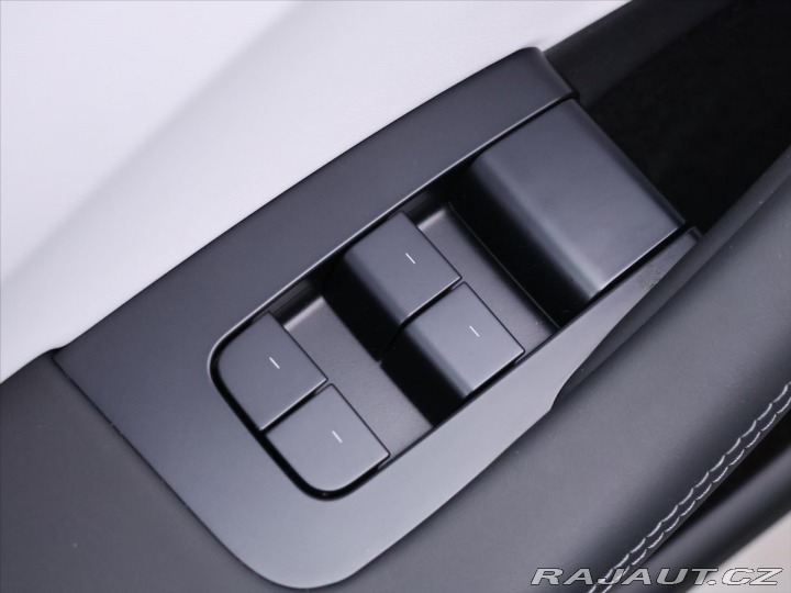 Tesla Model 3 366 kW Dual Motor Long Ra 2024