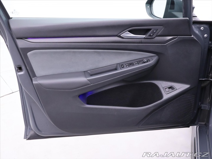 Volkswagen Golf 2,0 TDI R-line DSG Virtua 2021