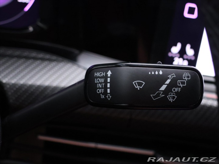 Volkswagen Golf 2,0 TDI R-line DSG Virtua 2021