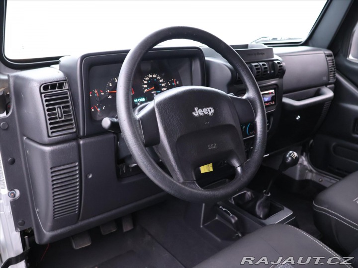 Jeep Wrangler 4,0 142kw Lift paket Navi 2008