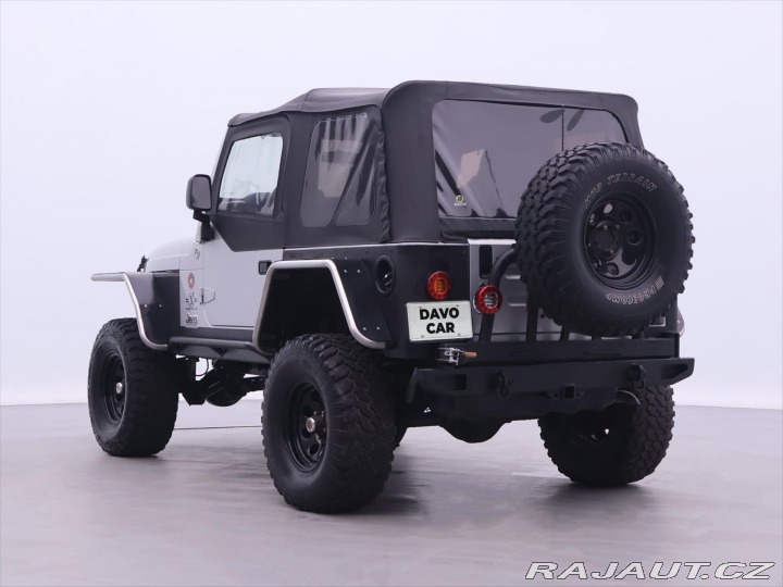 Jeep Wrangler 4,0 142kw Lift paket Navi 2008