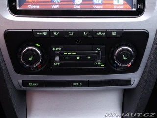 Škoda Octavia 2,0 TSI 147kW RS Xenon 2. 2009