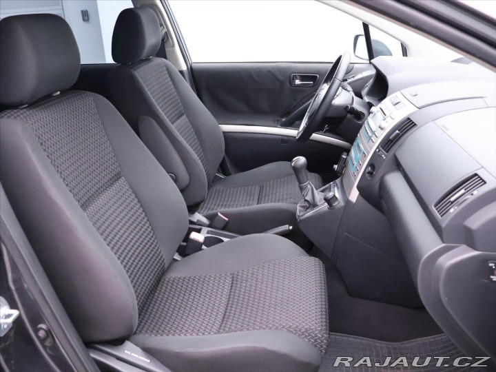 Toyota Corolla Verso 1,8 Sol 95kW Aut.klima CZ 2008