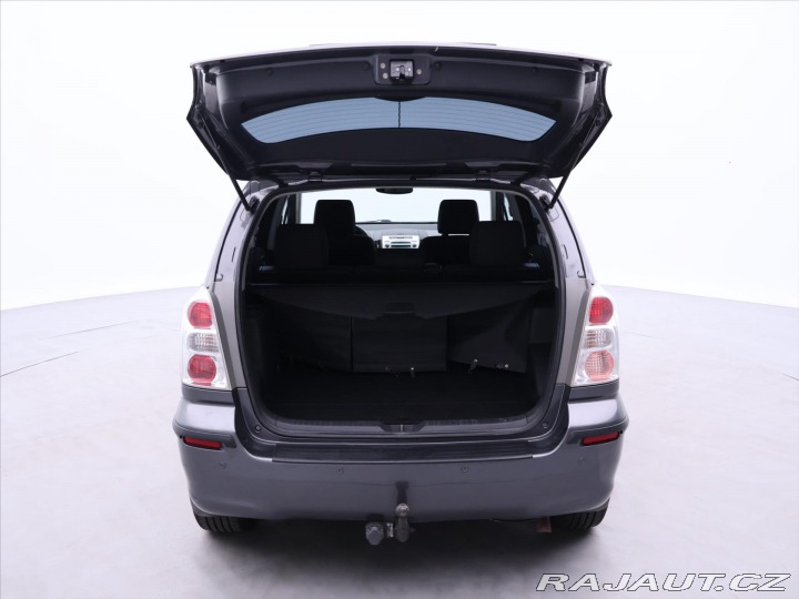 Toyota Corolla Verso 1,8 Sol 95kW Aut.klima CZ 2008