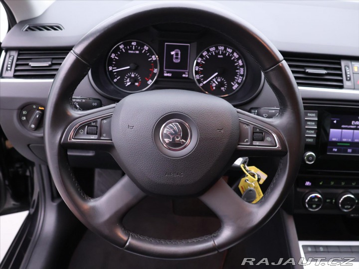 Škoda Octavia 1,4 TSI 103kW Elegance 1. 2013