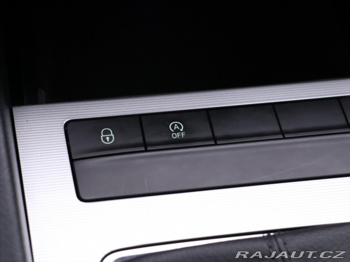 Škoda Octavia 1,4 TSI 103kW Elegance 1. 2013