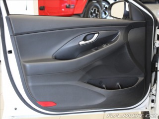 Hyundai i30 1,5 DPI Strat PLUS 89tkm. 2021
