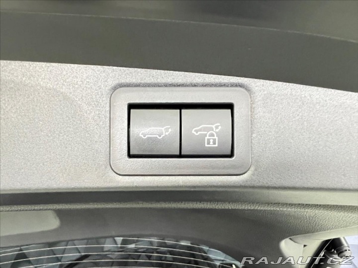 Toyota Corolla 1,8 HYBRID e-CVT GR SPORT 2024