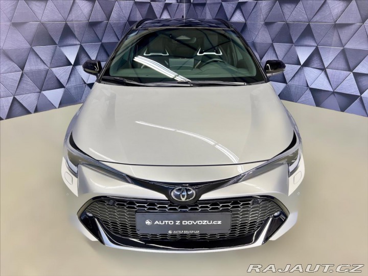 Toyota Corolla 1,8 HYBRID e-CVT GR SPORT 2024